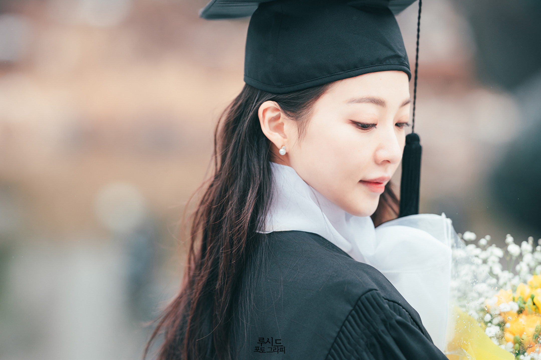 중앙대학교 캠퍼스 졸업스냅 가족사진 루시드 포토그라피