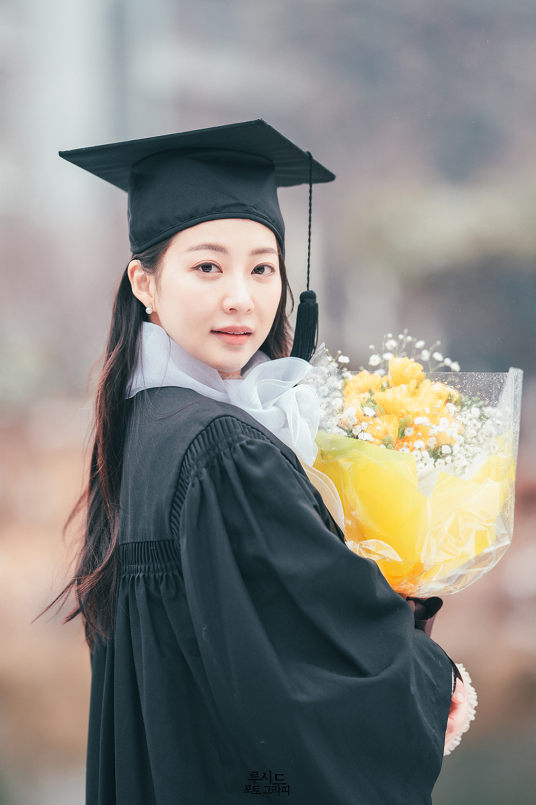 중앙대학교 캠퍼스 졸업스냅 가족사진 루시드 포토그라피