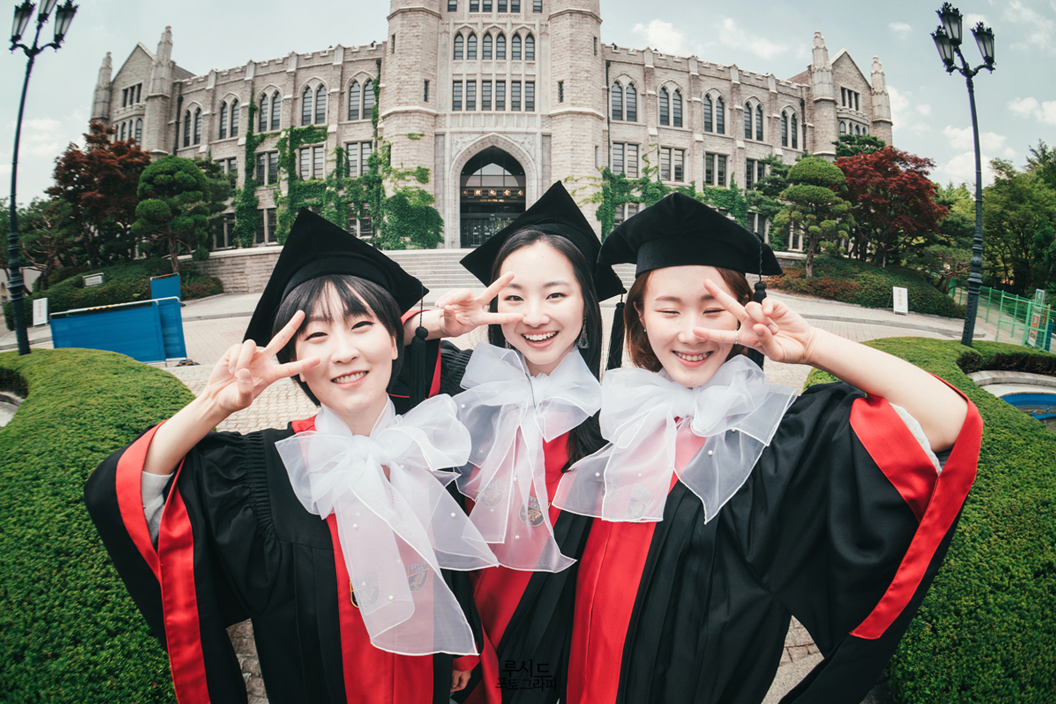 고려대학교 캠퍼스 졸업스냅 우정사진 루시드 포토그라피