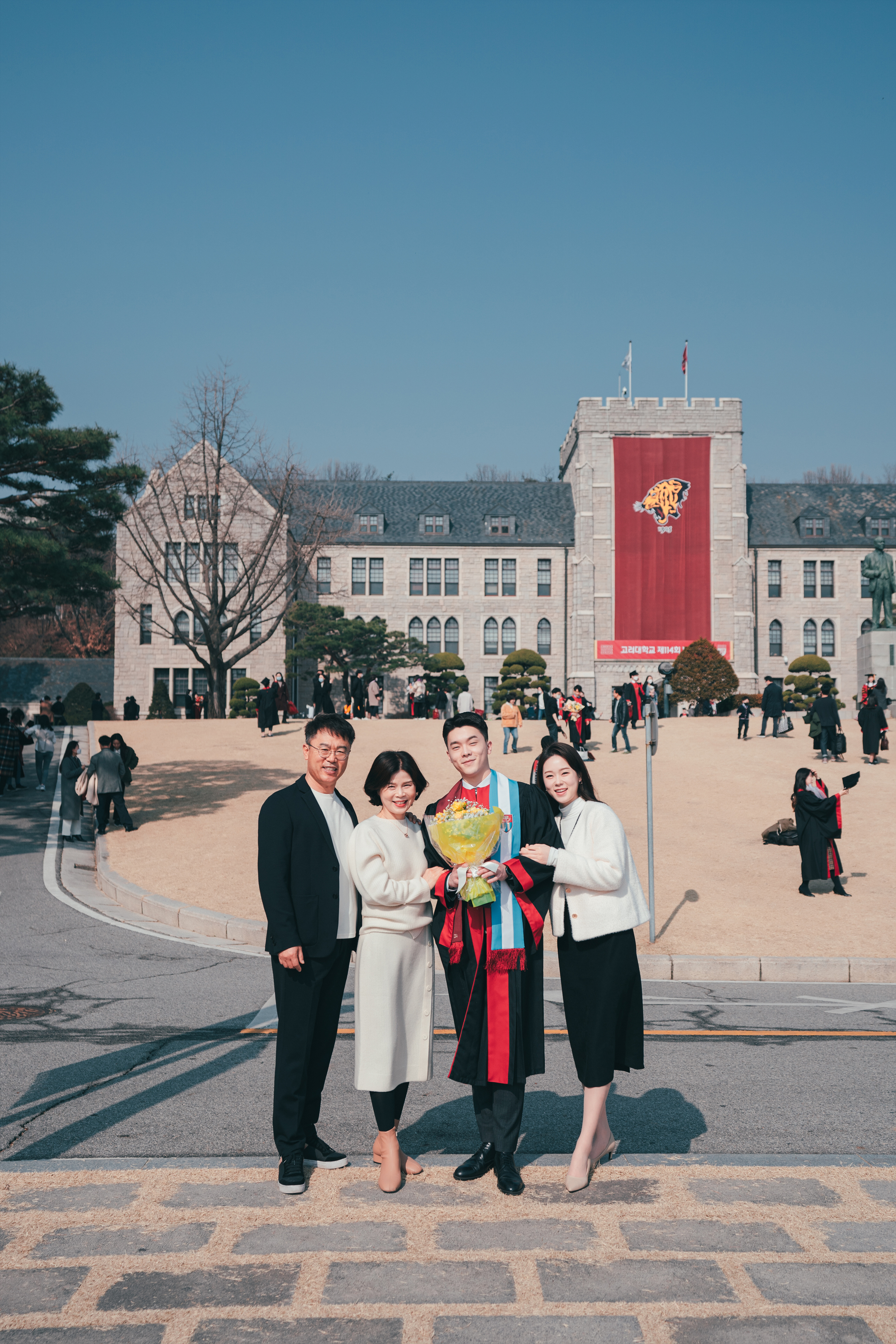 고려대학교 캠퍼스 졸업스냅 개인사진 루시드 포토그라피