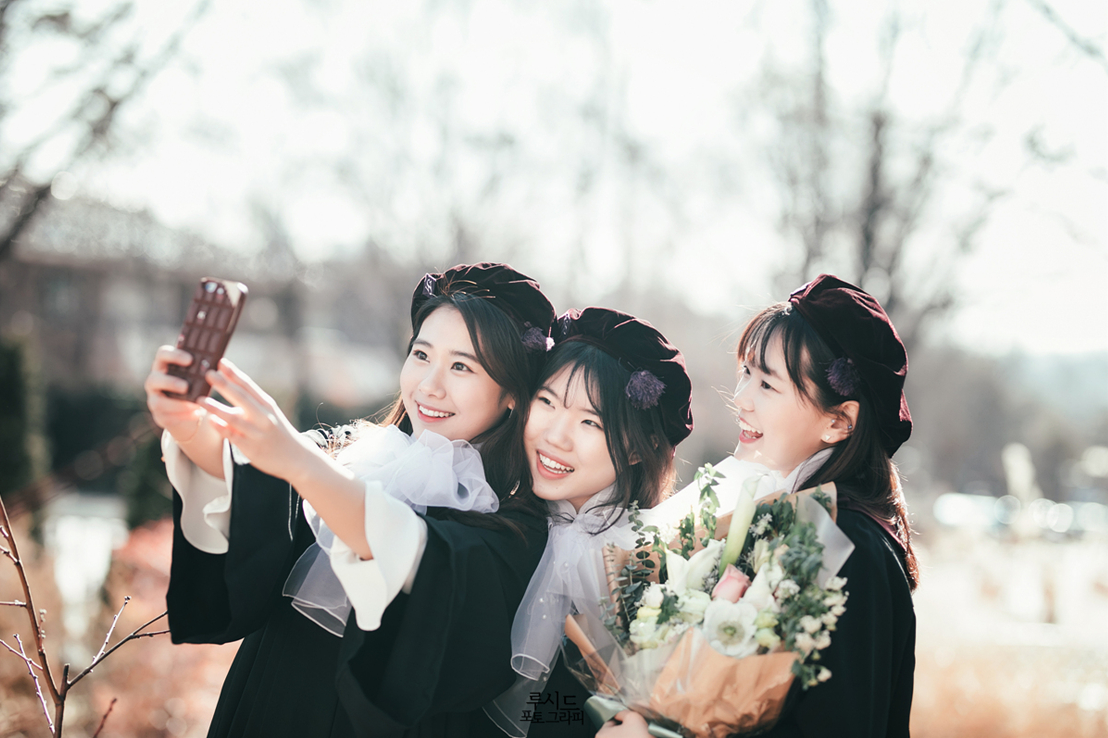 서울여자대학교 캠퍼스 졸업스냅 우정사진 루시드 포토그라피