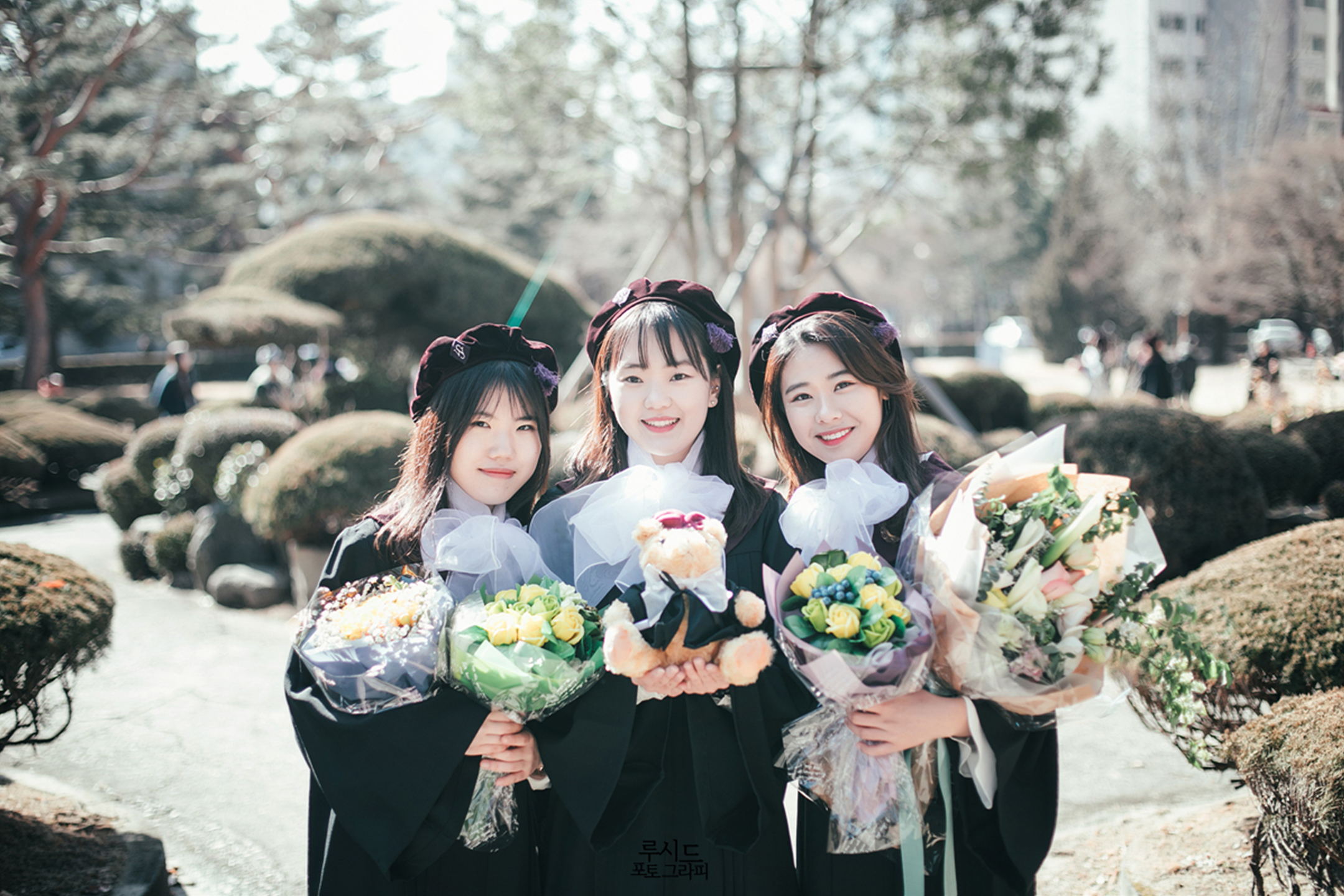 서울여자대학교 캠퍼스 졸업스냅 우정사진 루시드 포토그라피