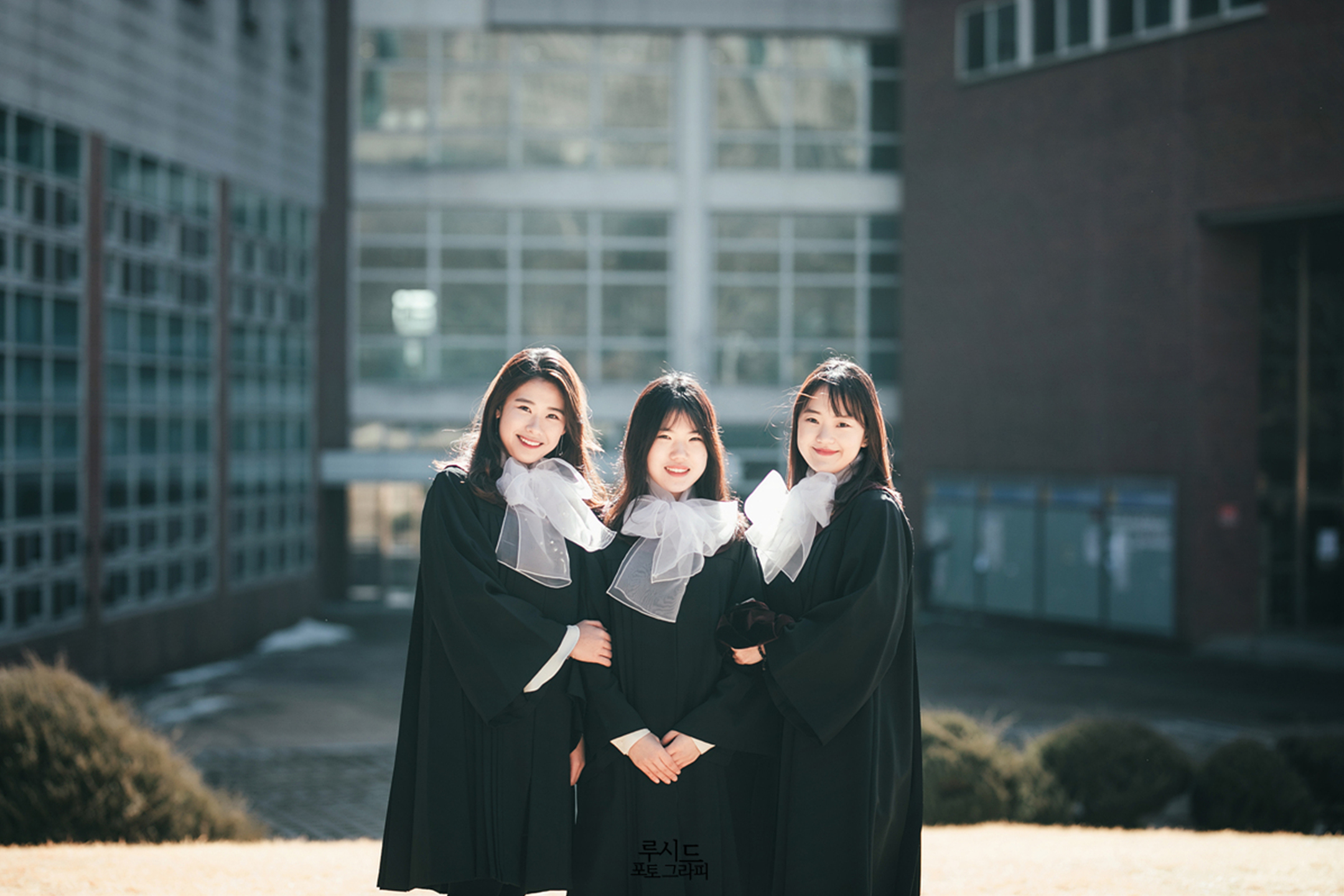 서울여자대학교 캠퍼스 졸업스냅 우정사진 루시드 포토그라피