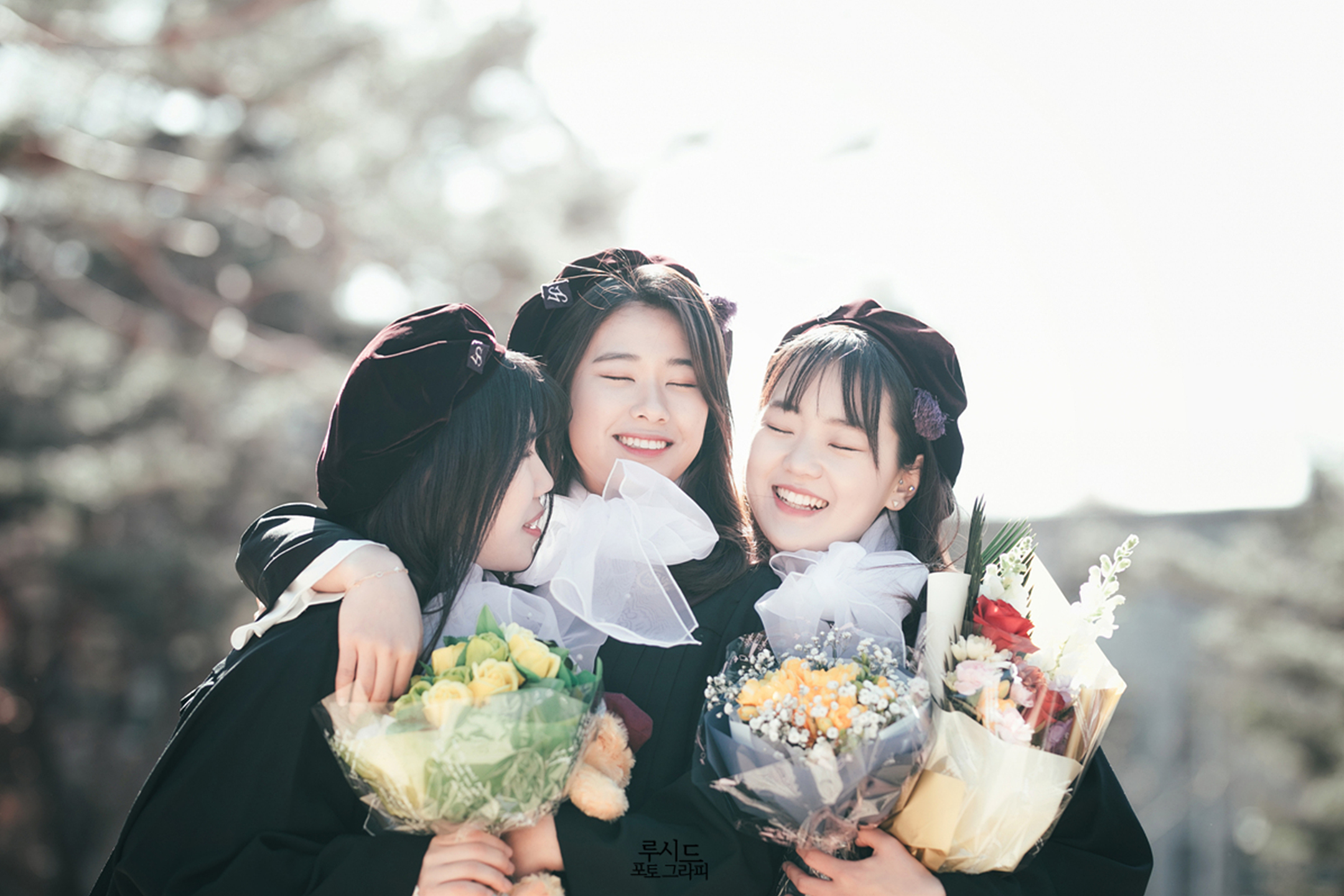 서울여자대학교 캠퍼스 졸업스냅 우정사진 루시드 포토그라피