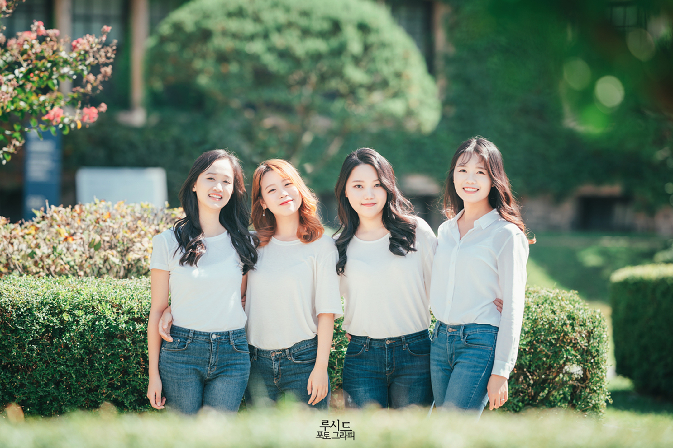 연세대학교 캠퍼스 졸업스냅 우정사진 루시드 포토그라피